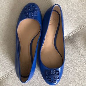 Tory Burch size 6 flats